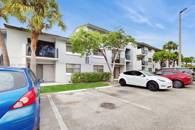 7180 NW 179th Street 105, Hialeah, FL 33015