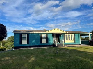 3 Charlotte Drive, Bristol, RI 02809