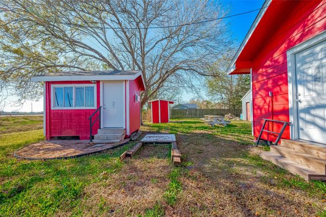 8912 Park Street, Needville, TX 77461