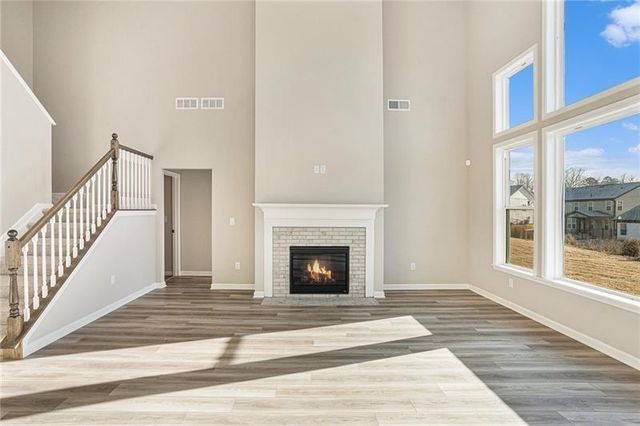 72 Candlewood Lane, Hoschton, GA 30548