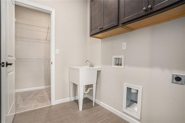 72 Candlewood Lane, Hoschton, GA 30548