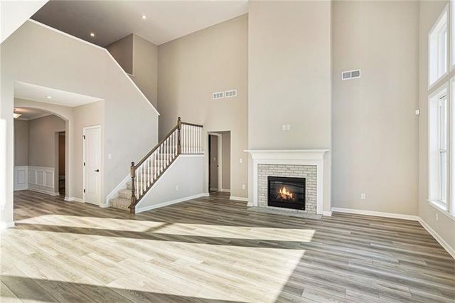 72 Candlewood Lane, Hoschton, GA 30548