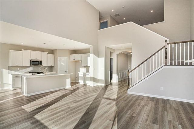 72 Candlewood Lane, Hoschton, GA 30548