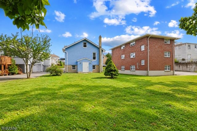 20 Wilson Ave, Totowa Boro, NJ 07512