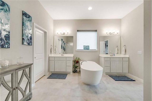 305 Wagon Spoke WAY, Liberty Hill, TX 78642