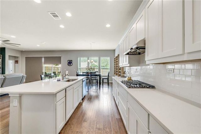 305 Wagon Spoke WAY, Liberty Hill, TX 78642