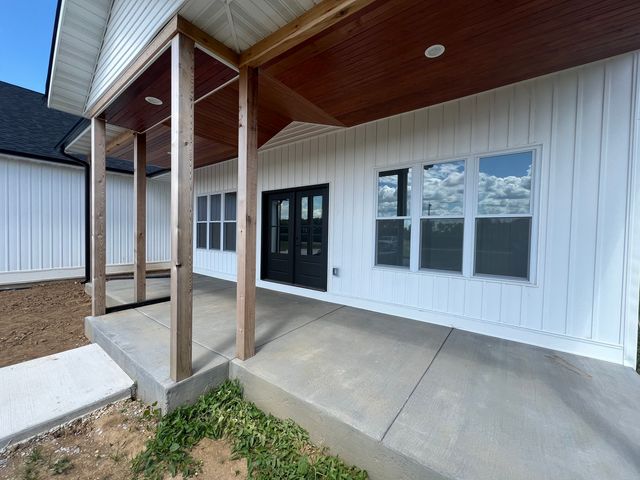 692 Penrose Road, Dixon, IL 61021