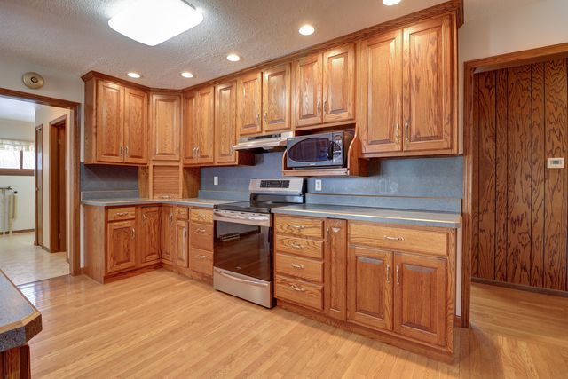 27829 Larson Street, Rock Falls, IL 61071