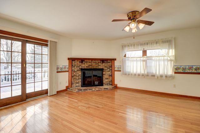 27829 Larson Street, Rock Falls, IL 61071