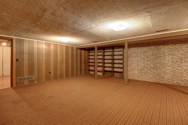 27829 Larson Street, Rock Falls, IL 61071