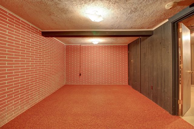 27829 Larson Street, Rock Falls, IL 61071