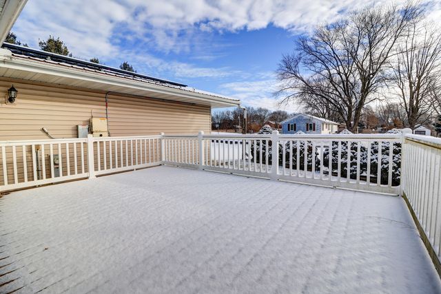 27829 Larson Street, Rock Falls, IL 61071