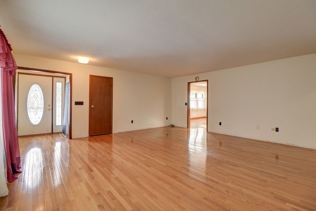 27829 Larson Street, Rock Falls, IL 61071