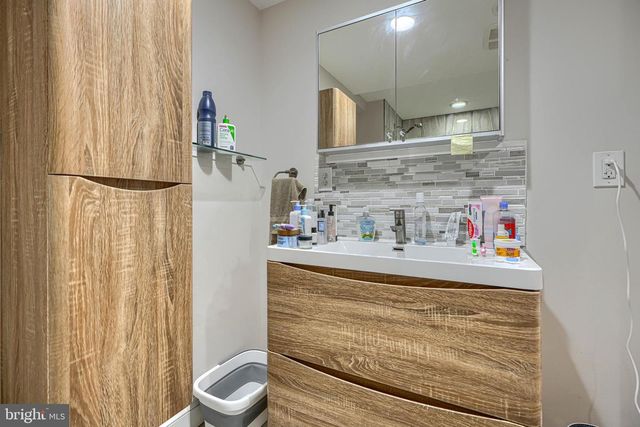 3425 KESWICK RD, Baltimore, MD 21211