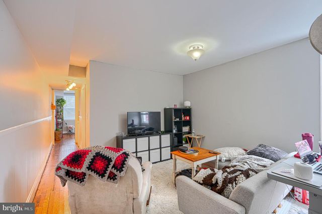 3425 KESWICK RD, Baltimore, MD 21211