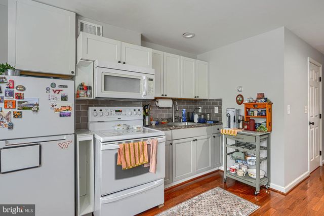 3425 KESWICK RD, Baltimore, MD 21211