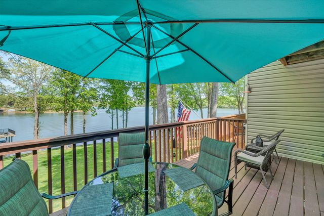 54 Windlass Pointe DR, Moneta, VA 24121