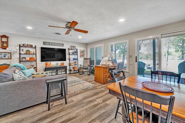 54 Windlass Pointe DR, Moneta, VA 24121