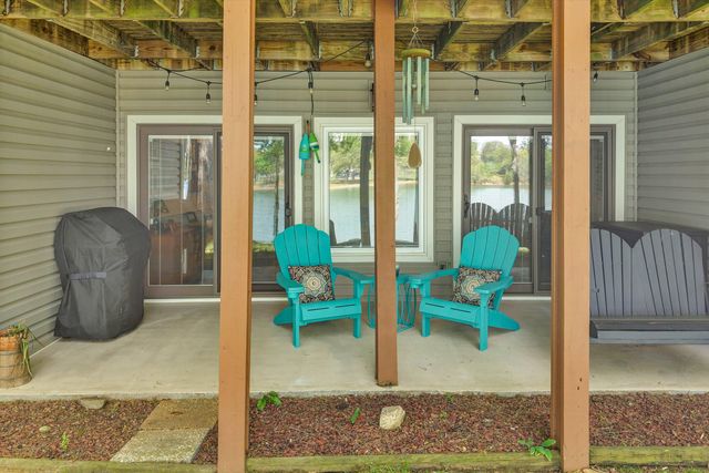 54 Windlass Pointe DR, Moneta, VA 24121