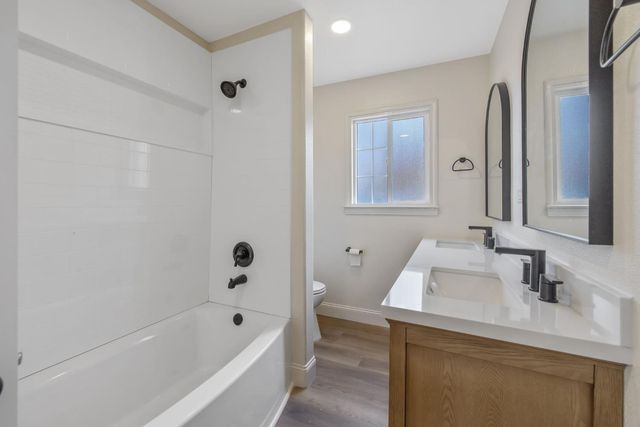 5009 E Clay Avenue, Fresno, CA 93727