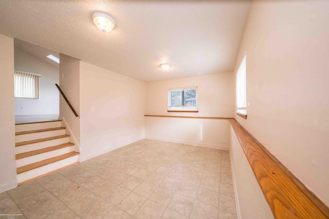 23937 Thomas Street, Warren, MI 48091