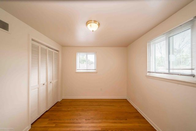 23937 Thomas Street, Warren, MI 48091