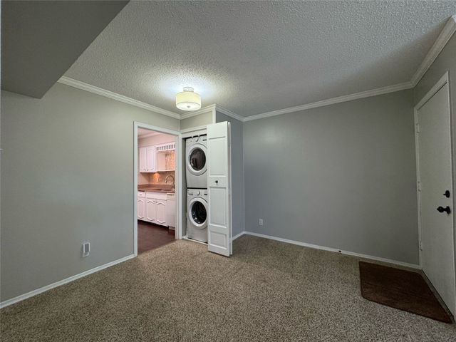 7832 Royal Lane 211, Dallas, TX 75230
