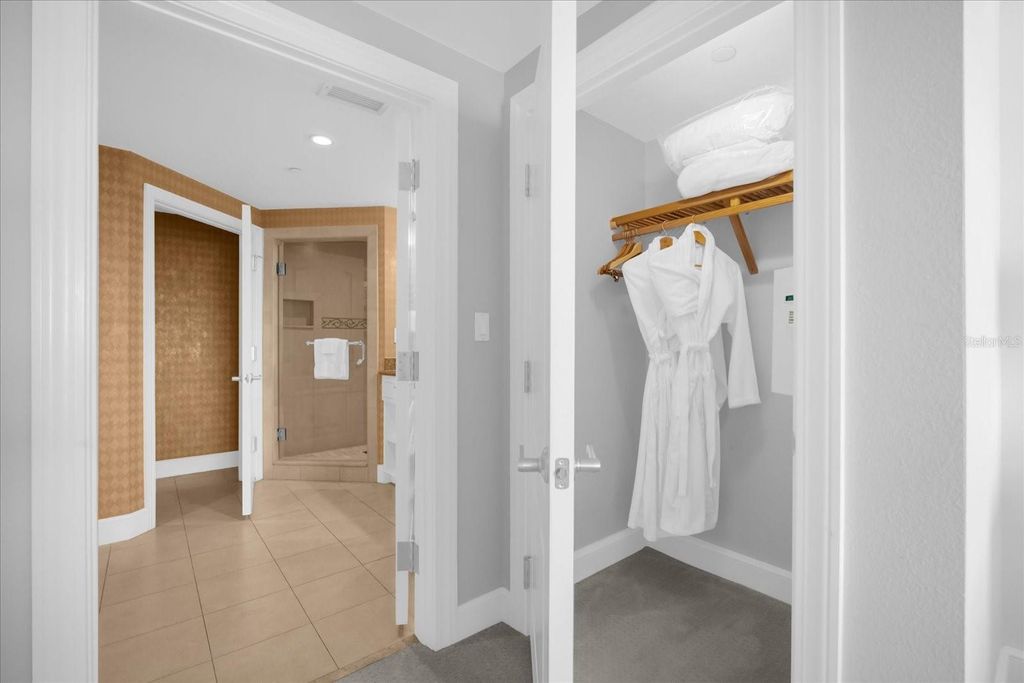 Image 22 of property listing at 7593 GATHERING DRIVE 608, Reunion, FL 34747