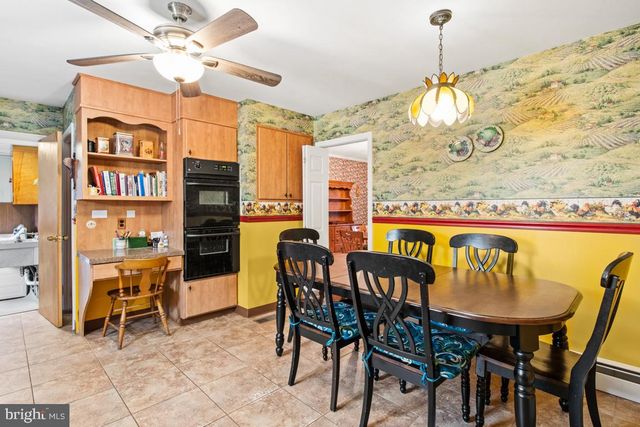 1758 GREEN BRIAR DR, Worcester, PA 19490