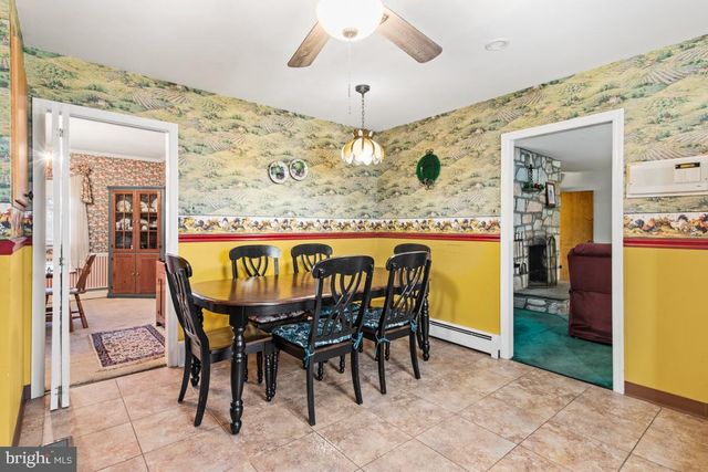 1758 GREEN BRIAR DR, Worcester, PA 19490