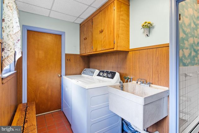 1758 GREEN BRIAR DR, Worcester, PA 19490