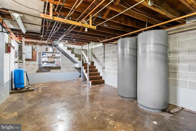 1758 GREEN BRIAR DR, Worcester, PA 19490