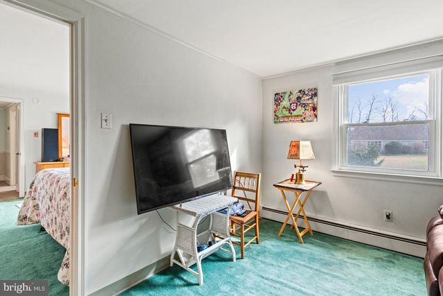 1758 GREEN BRIAR DR, Worcester, PA 19490