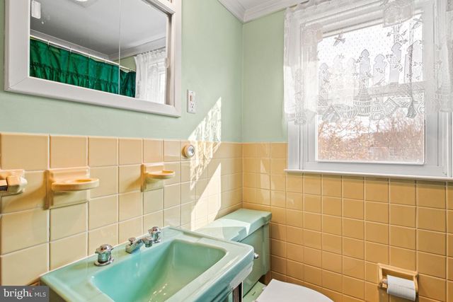 1758 GREEN BRIAR DR, Worcester, PA 19490