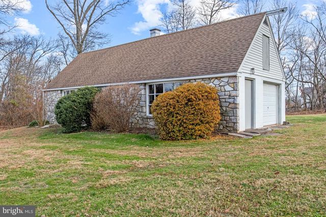 1758 GREEN BRIAR DR, Worcester, PA 19490