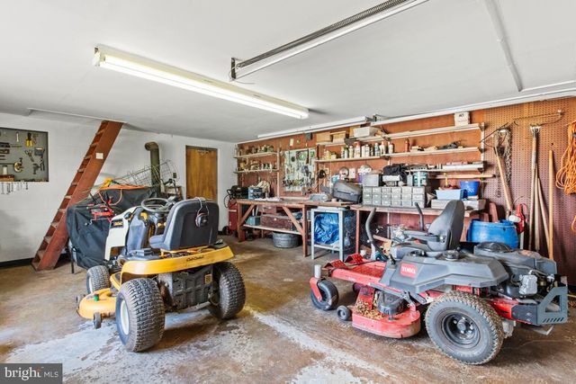 1758 GREEN BRIAR DR, Worcester, PA 19490