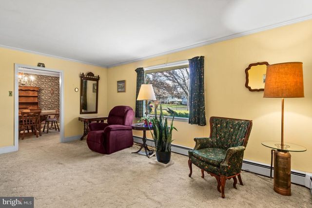 1758 GREEN BRIAR DR, Worcester, PA 19490