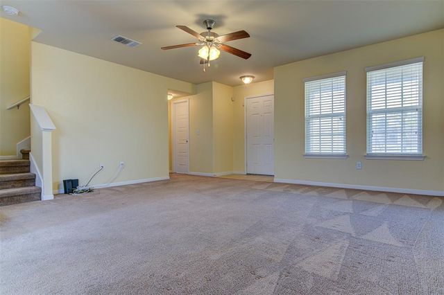 141 Leon River LOOP, Hutto, TX 78634