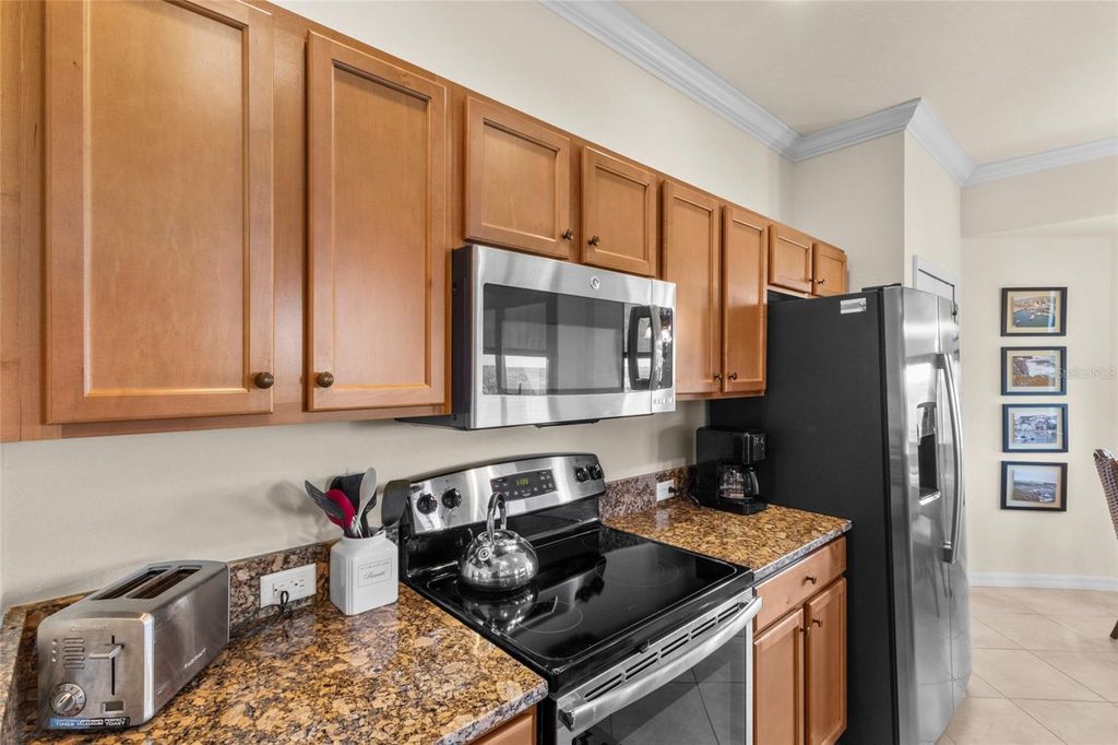 Image 27 of property listing at 7019 RIVER HAMMOCK DRIVE 406, Bradenton, FL 34212