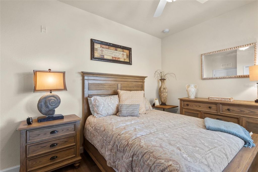 Image 32 of property listing at 7019 RIVER HAMMOCK DRIVE 406, Bradenton, FL 34212