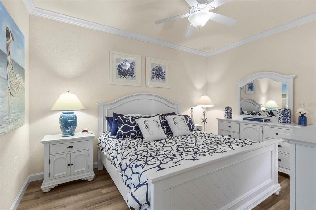 Image 34 of property listing at 7019 RIVER HAMMOCK DRIVE 406, Bradenton, FL 34212