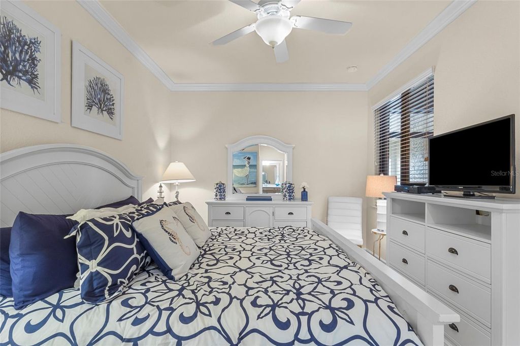 Image 35 of property listing at 7019 RIVER HAMMOCK DRIVE 406, Bradenton, FL 34212