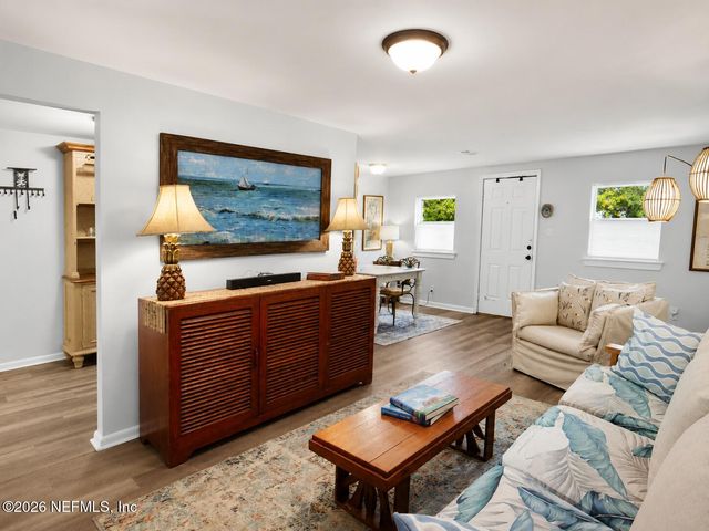 70 ROBERT Street, Atlantic Beach, FL 32233