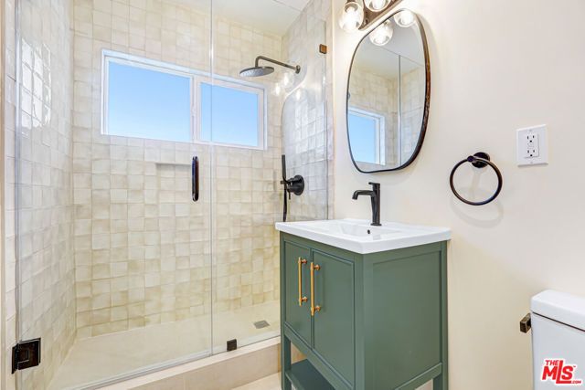 16185 W Sunset Blvd 10, Pacific Palisades (los Angeles), CA 90272
