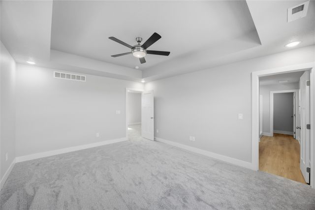 1476 S 91st Street, West Des Moines, IA 50266