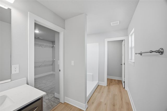 1476 S 91st Street, West Des Moines, IA 50266