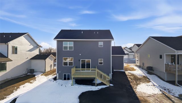 1476 S 91st Street, West Des Moines, IA 50266