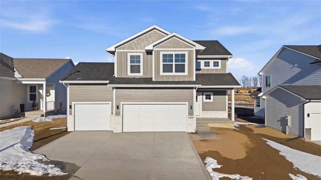 1476 S 91st Street, West Des Moines, IA 50266