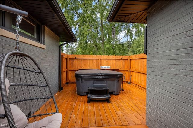 3781 Summit Road, Ravenna, OH 44266