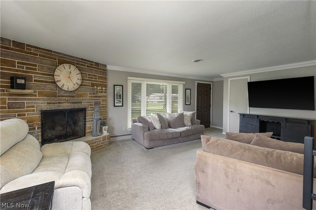 3781 Summit Road, Ravenna, OH 44266